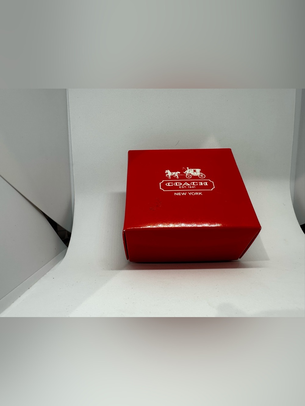 Authentic Vintage COACH Ceramic Heart Trinket Box with Original Presentation Box - Picture 10 of 10
